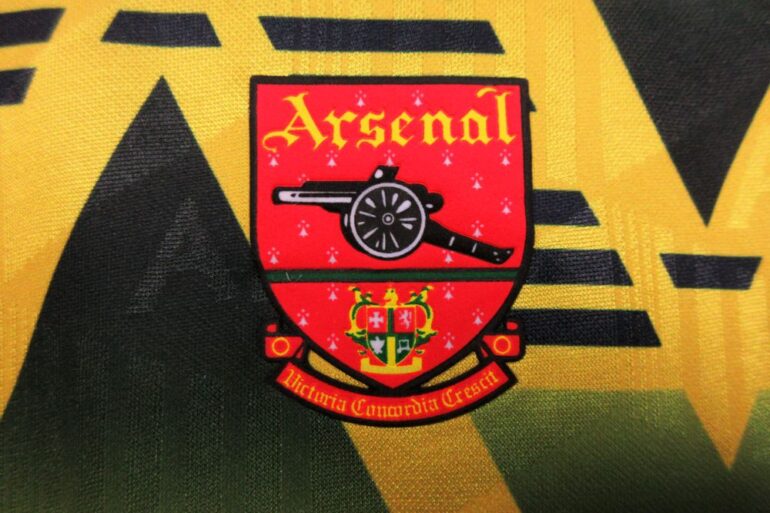 Arsenal bruised banana retro jersey addidas flower gunners top shirt retro vintage jersey kit classic (1)