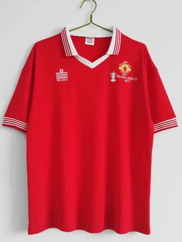 Manchester United 1977 Home | Retro Shirt